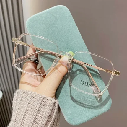 Trendy Fashionable Reading Glasses Women Anti Blue Light Eyewear High-definition Unisex Transparent Frame Eyeglasses 2
