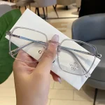 Trendy Fashionable Reading Glasses Women Anti Blue Light Eyewear High-definition Unisex Transparent Frame Eyeglasses 4